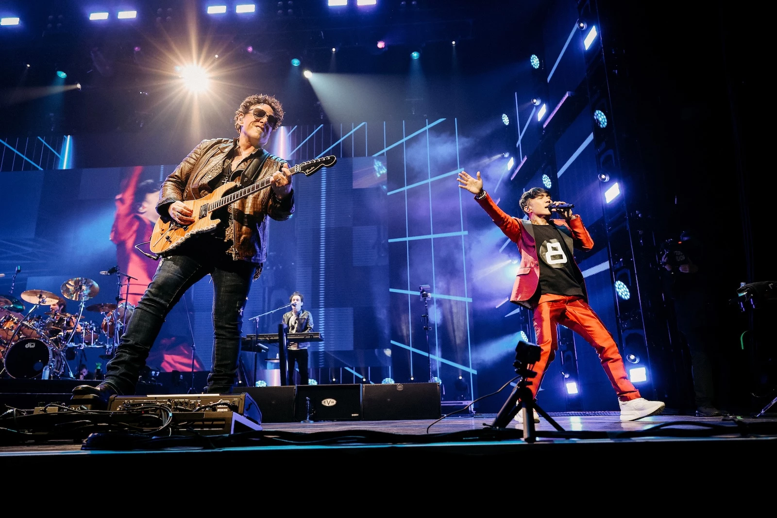 Journey live in concert
